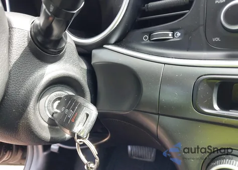 2015 Kia Optima Lx из США, поврежденный, VIN 5XXGM4A75FG484552